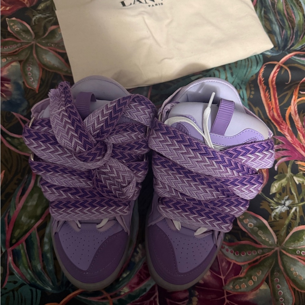 Lanvin Lavender and Lilac Women's Sneakers
No box but has original
Dust bags.